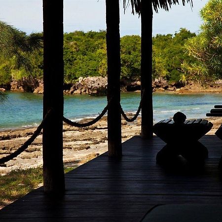 Azura Quilalea Island Exterior foto