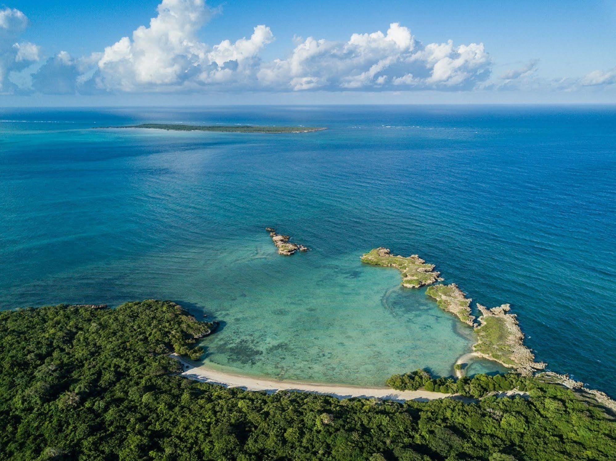 Azura Quilalea Island Exterior foto