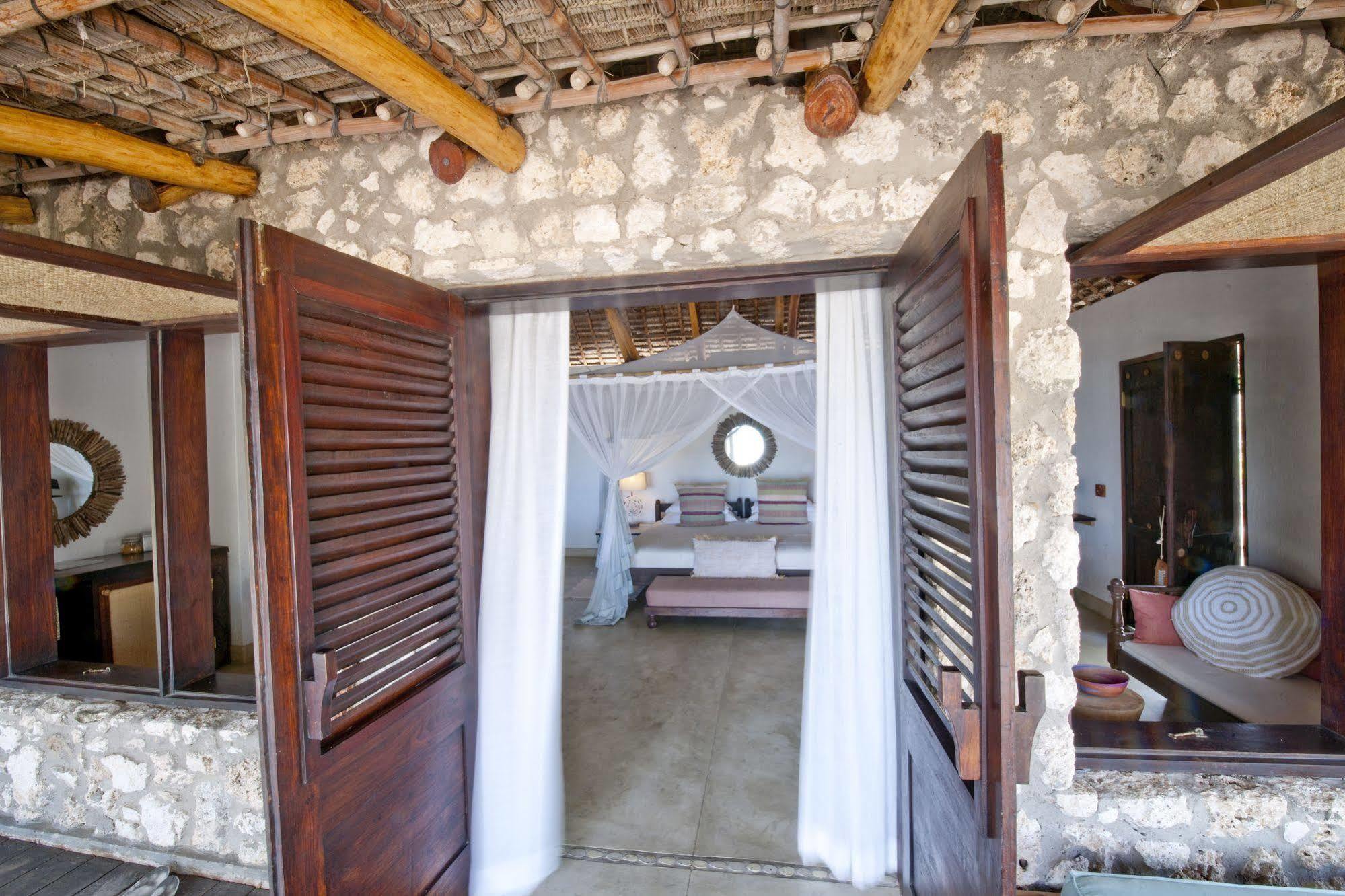 Azura Quilalea Island Exterior foto